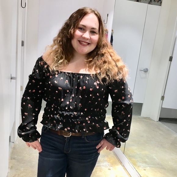 Meet your Posher, Sabryna - Picture 1 of 1